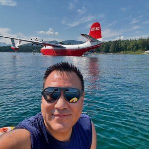 Meet your Posher, Sidney